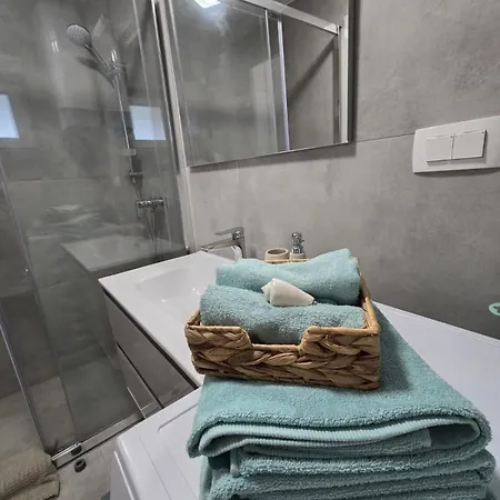 Selina Apartman